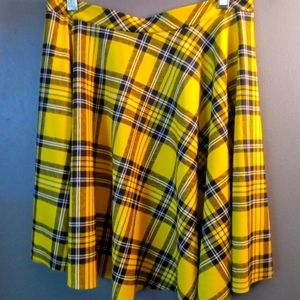 Blackmilk yellow tartan skirt sz XL